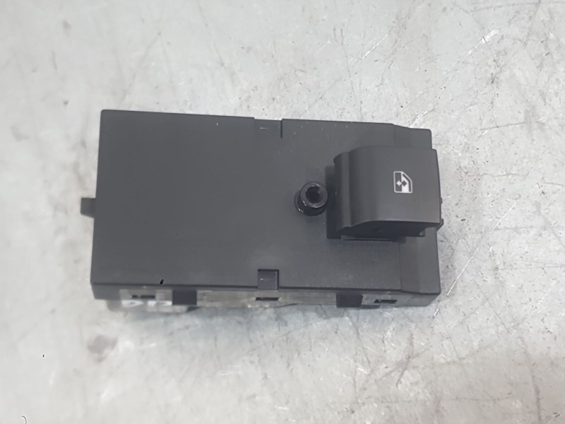 Recambio de mando elevalunas delantero derecho para opel astra j (p10) 1.6 cdti (68) referencia OEM IAM 13301886  