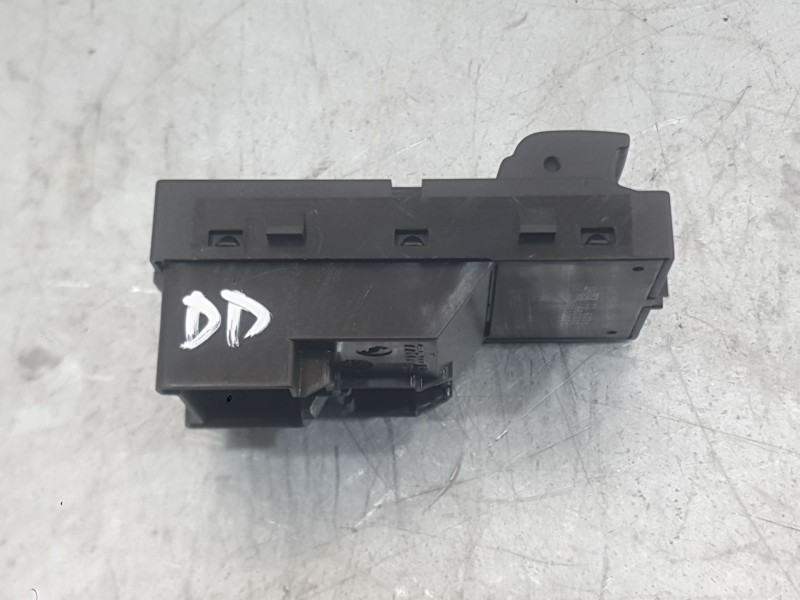 Recambio de mando elevalunas delantero derecho para opel astra j (p10) 1.6 cdti (68) referencia OEM IAM 13301886  