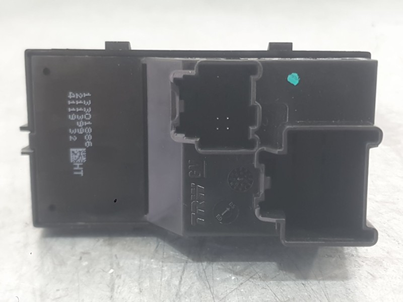 Recambio de mando elevalunas delantero derecho para opel astra j (p10) 1.6 cdti (68) referencia OEM IAM 13301886  