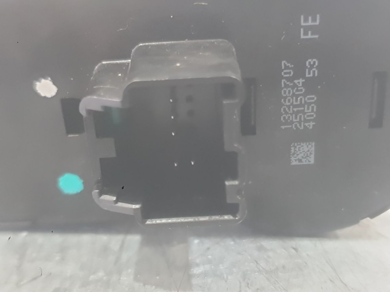 Recambio de mando luces para opel astra j (p10) 1.6 cdti (68) referencia OEM IAM 13268702  