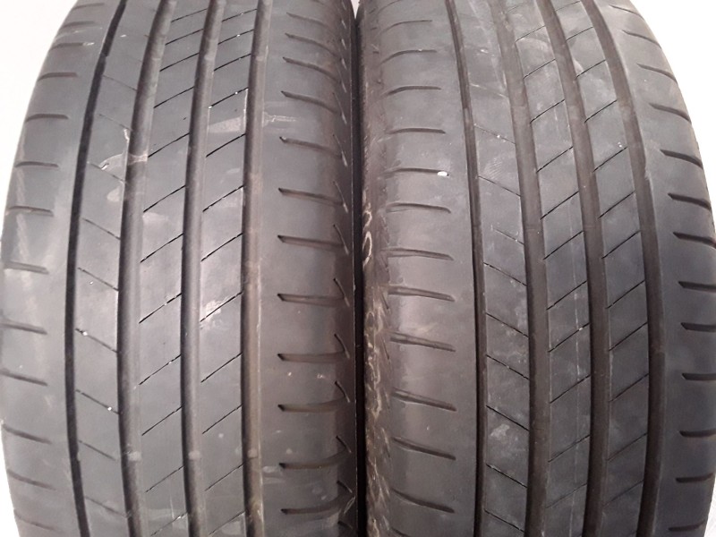 Recambio de neumatico pareja para neumaticos reutilizados - referencia OEM IAM 185651588T BRIDGESTONE 185/65/15/88T