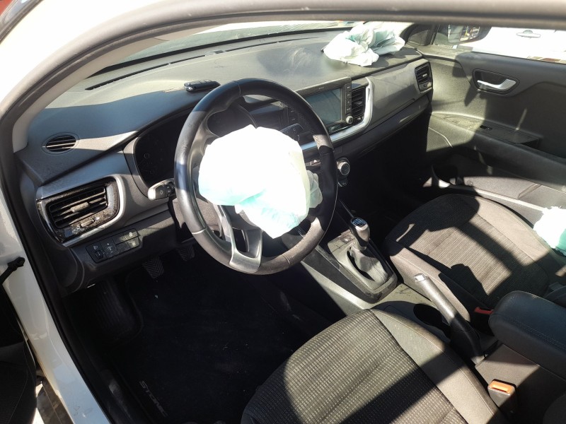 kia stonic (yb) del año 2012