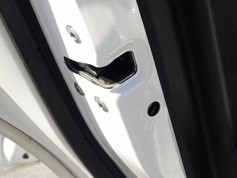 Recambio de cerradura puerta trasera izquierda para kia stonic (yb) 1.0 t-gdi referencia OEM IAM 81410H8010  