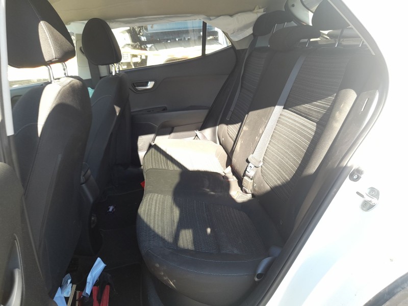 Recambio de asientos traseros para kia stonic (yb) 1.0 t-gdi referencia OEM IAM   