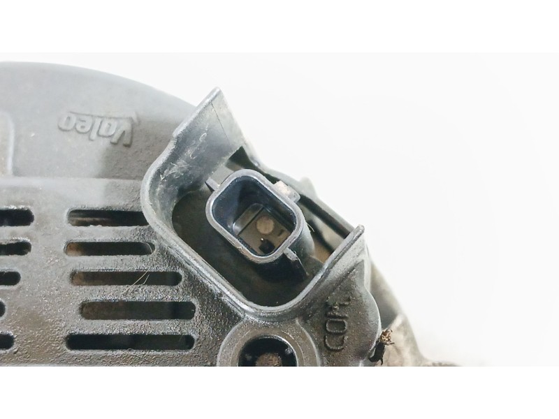 Recambio de alternador para dacia duster (hs_) 1.5 dci referencia OEM IAM 231008017R  