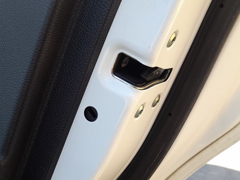 Recambio de cerradura puerta trasera derecha para kia stonic (yb) 1.0 t-gdi referencia OEM IAM 81420H8010  