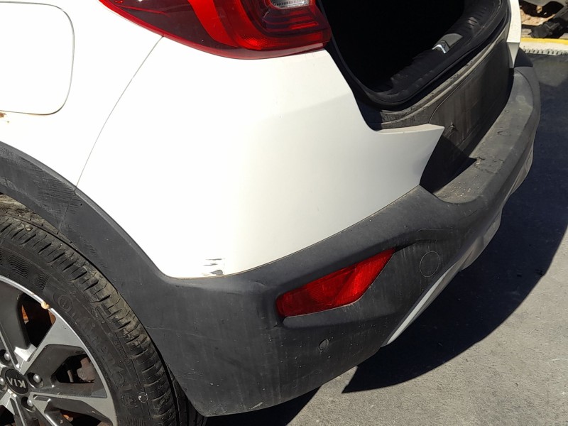 Recambio de paragolpes trasero para kia stonic (yb) 1.0 t-gdi referencia OEM IAM 86610H8410  