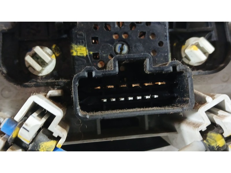 Recambio de mando calefaccion / aire acondicionado para dacia duster (hs_) 1.5 dci referencia OEM IAM 275105810R  