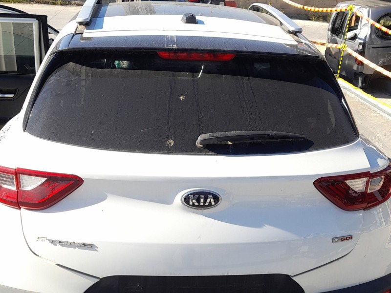 Recambio de porton trasero para kia stonic (yb) 1.0 t-gdi referencia OEM IAM 73700H8400  