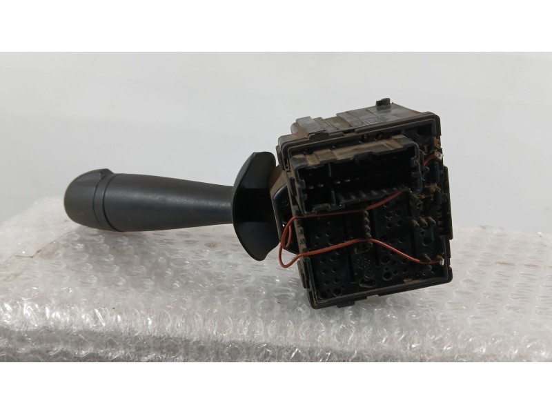 Recambio de mando limpia para dacia duster (hs_) 1.5 dci referencia OEM IAM 255401301R 8201168008 