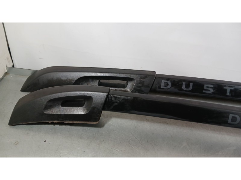 Recambio de barras techo para dacia duster (hs_) 1.5 dci referencia OEM IAM   