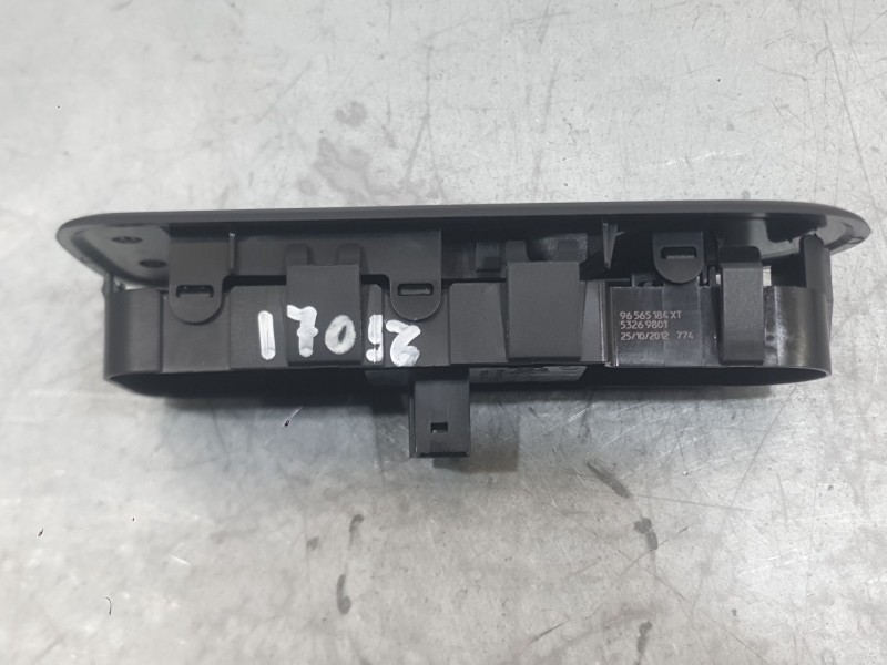 Recambio de mando elevalunas delantero derecho para peugeot 308 i (4a_, 4c_) 1.6 hdi referencia OEM IAM 649029  
