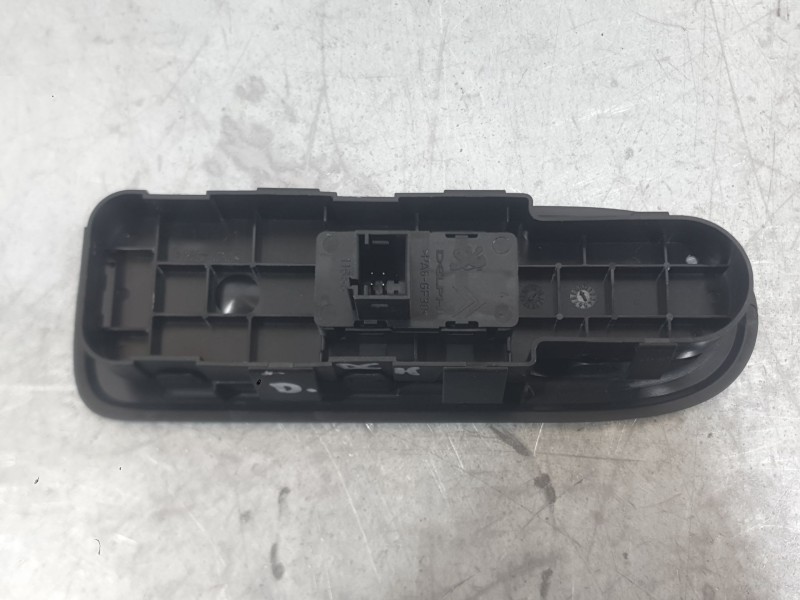 Recambio de mando elevalunas delantero derecho para peugeot 308 i (4a_, 4c_) 1.6 hdi referencia OEM IAM 649029  