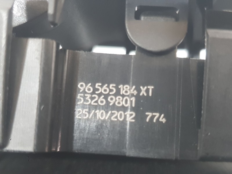 Recambio de mando elevalunas delantero derecho para peugeot 308 i (4a_, 4c_) 1.6 hdi referencia OEM IAM 649029  