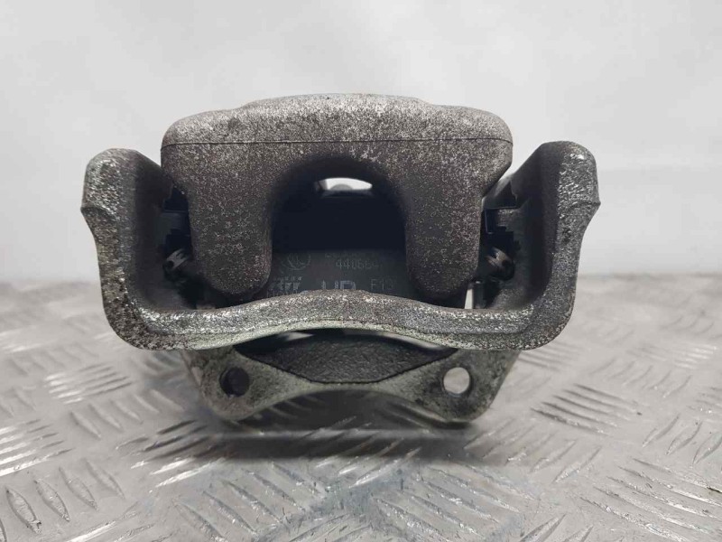 Recambio de pinza freno trasera derecha para renault clio v techno referencia OEM IAM 440002496R TRW ELECTRICA