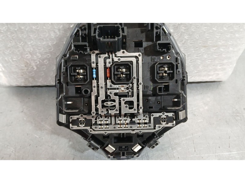 Recambio de luz interior para citroën ds5 2.0 bluehdi 150 referencia OEM IAM 96702429XT  