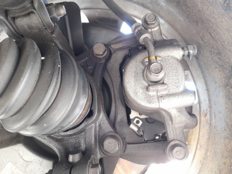Recambio de pinza freno delantera izquierda para kia stonic (yb) 1.0 t-gdi referencia OEM IAM 58180H8A05  
