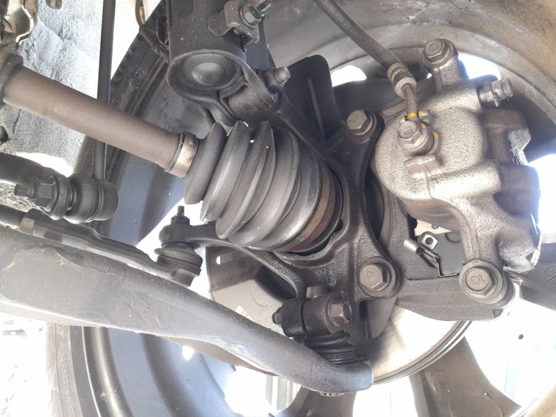 Recambio de mangueta delantera izquierda para kia stonic (yb) 1.0 t-gdi referencia OEM IAM 51715H8500  
