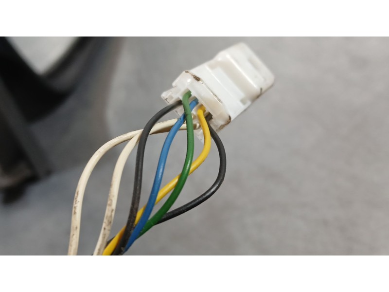 Recambio de retrovisor derecho para dacia sandero ii (b8_) 1.0 lpg (b8ml) referencia OEM IAM 963017495R  