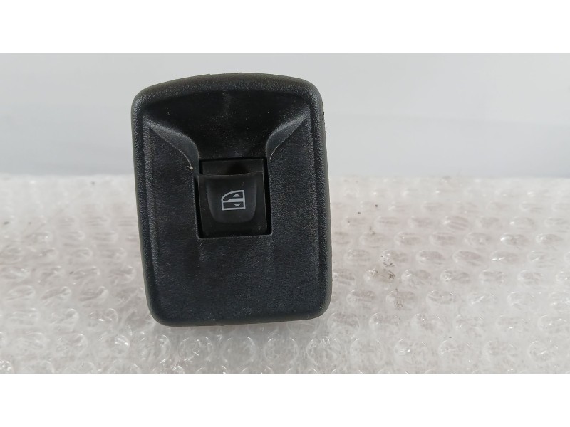 Recambio de mando elevalunas delantero derecho para dacia sandero ii (b8_) 1.0 lpg (b8ml) referencia OEM IAM 254218614R  