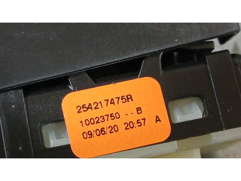 Recambio de mando elevalunas trasero derecho para dacia sandero ii (b8_) 1.0 lpg (b8ml) referencia OEM IAM 254217475R  