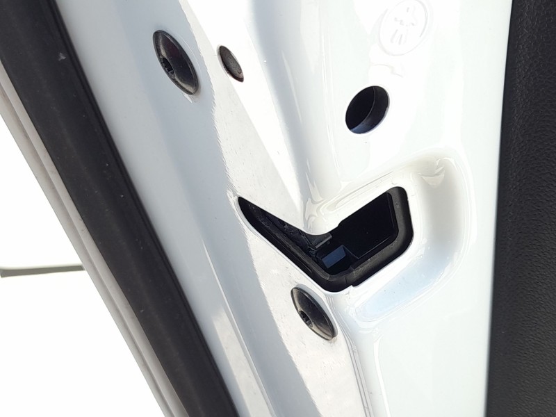 Recambio de cerradura puerta trasera izquierda para volkswagen polo vi (aw1, bz1, ae1) 1.0 tsi referencia OEM IAM 5TA839015Q  