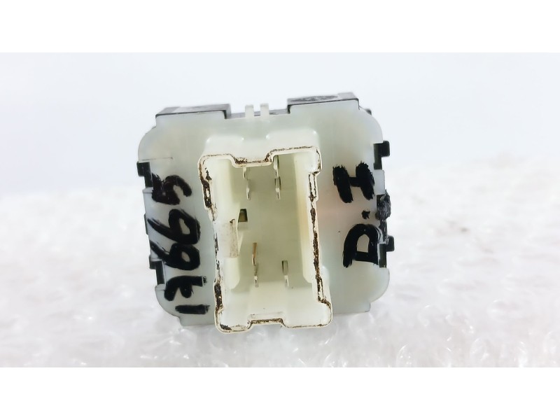 Recambio de mando elevalunas delantero izquierdo para dacia sandero ii (b8_) 1.0 lpg (b8ml) referencia OEM IAM 254112588R  