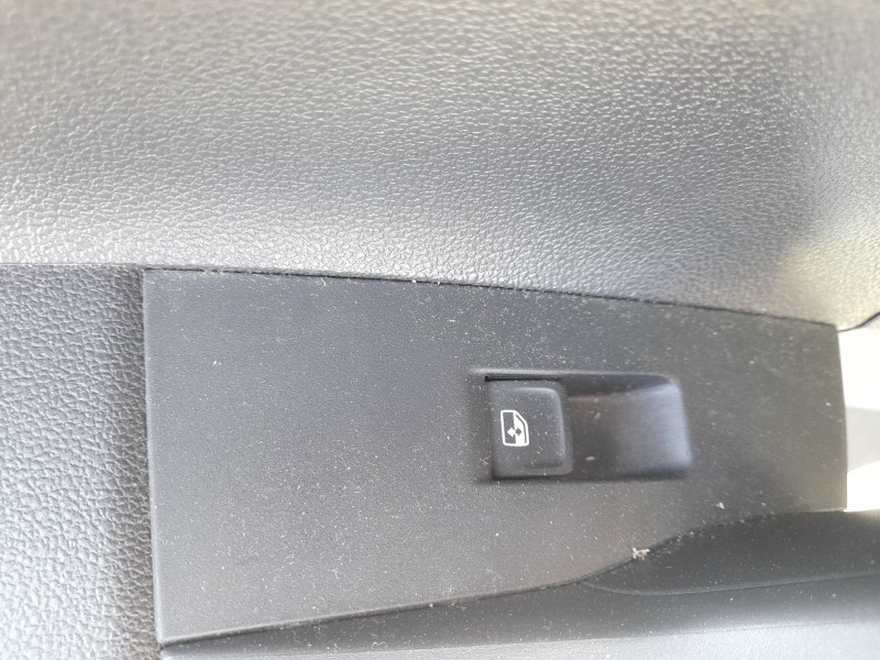 Recambio de mando elevalunas trasero izquierdo para volkswagen polo vi (aw1, bz1, ae1) 1.0 tsi referencia OEM IAM 5G0959855RWZU 