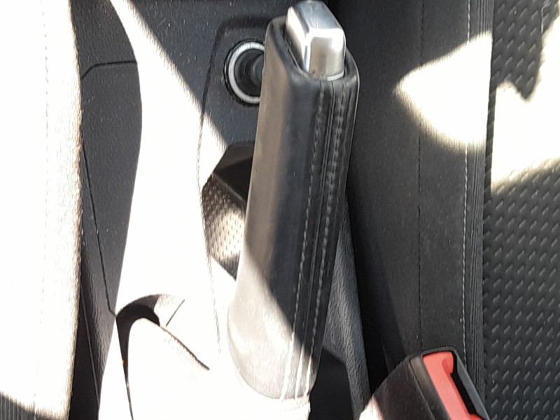 Recambio de palanca freno de mano para volkswagen polo vi (aw1, bz1, ae1) 1.0 tsi referencia OEM IAM 2Q0711303D  