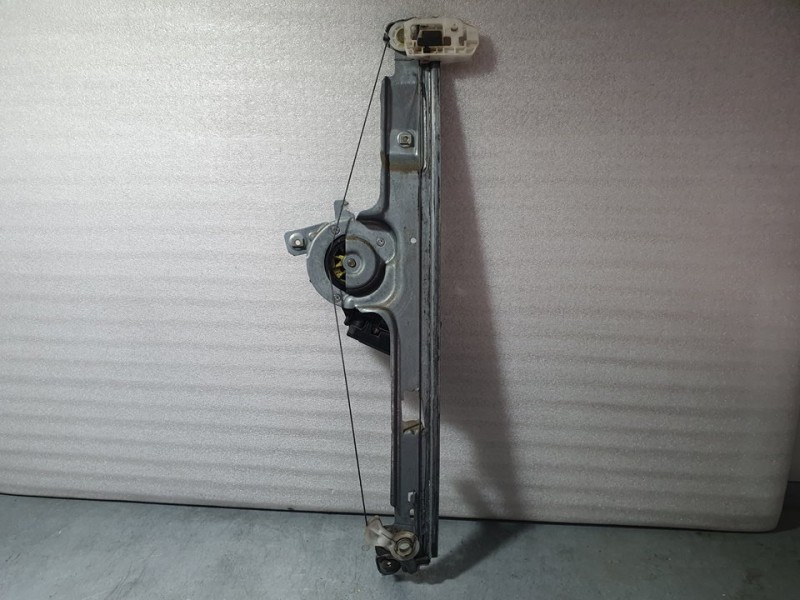 Recambio de elevalunas delantero izquierdo para renault scenic ii emotion referencia OEM IAM SIN REF  ELECTRICO 6 PINES