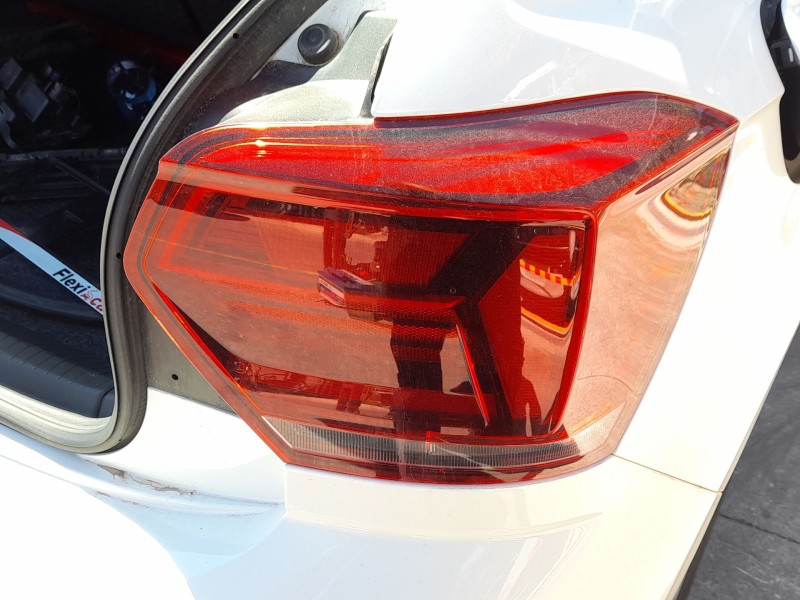 Recambio de piloto trasero derecho para volkswagen polo vi (aw1, bz1, ae1) 1.0 tsi referencia OEM IAM 2G0945096B  