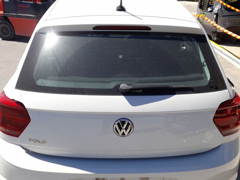 Recambio de porton trasero para volkswagen polo vi (aw1, bz1, ae1) 1.0 tsi referencia OEM IAM 2G6827025E  
