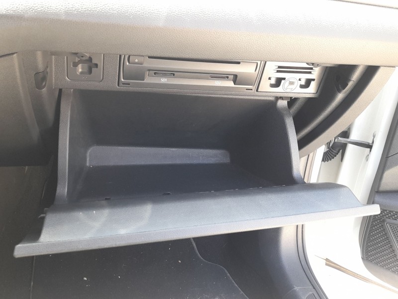 Recambio de guantera para volkswagen polo vi (aw1, bz1, ae1) 1.0 tsi referencia OEM IAM 2G1857097G82V  