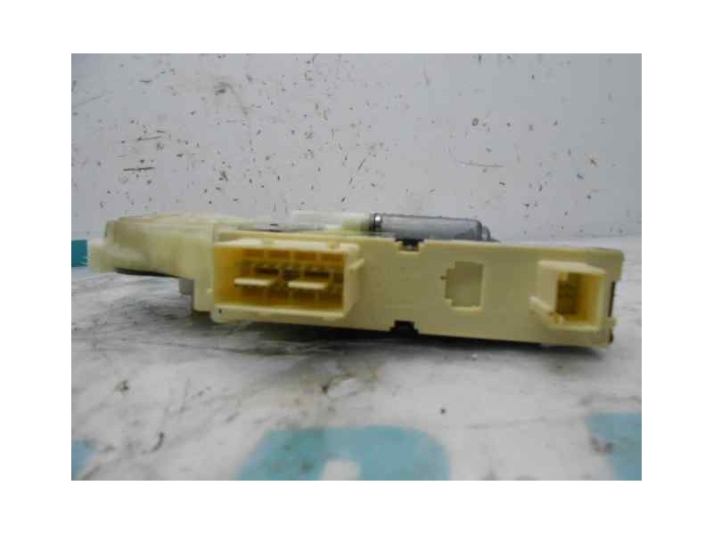 Recambio de motor elevalunas delantero derecho para citroën c4 berlina cool referencia OEM IAM 964876100 9681574880 BROSE