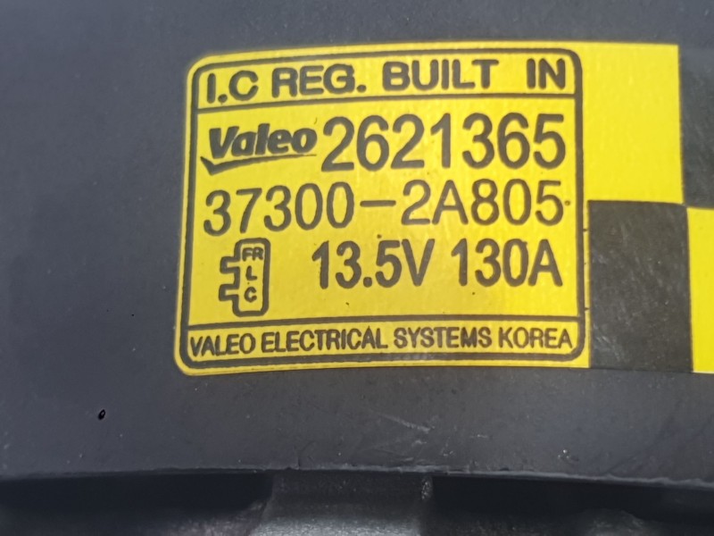 Recambio de alternador para hyundai i40 i (vf) 1.7 crdi referencia OEM IAM 373002A805  