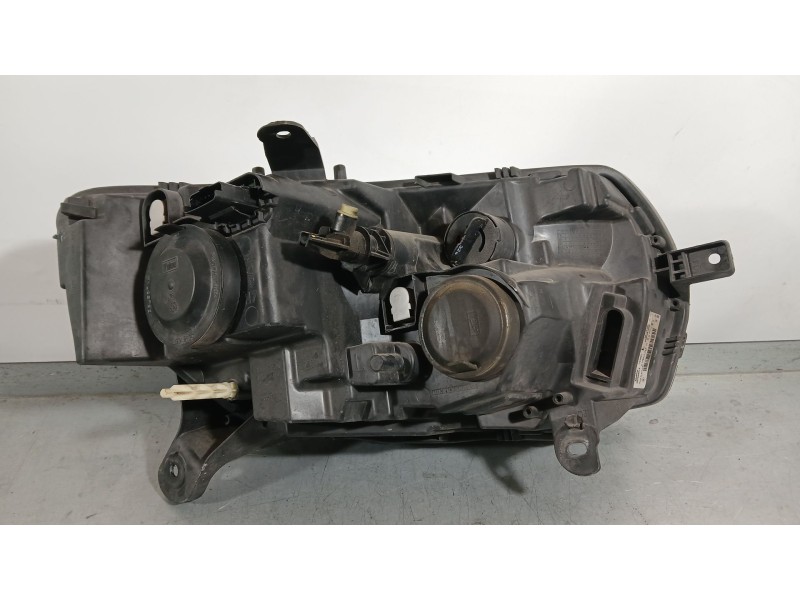 Recambio de faro izquierdo para dacia sandero ii (b8_) 1.0 lpg (b8ml) referencia OEM IAM 260608143R VALEO 90114430