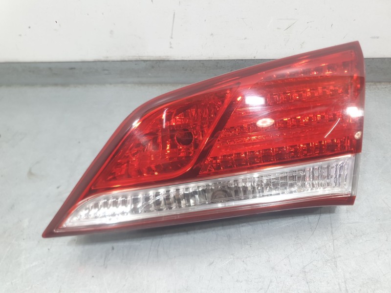 Recambio de piloto trasero derecho interior para hyundai i40 i (vf) 1.7 crdi referencia OEM IAM 924403Z600 924043Z600 