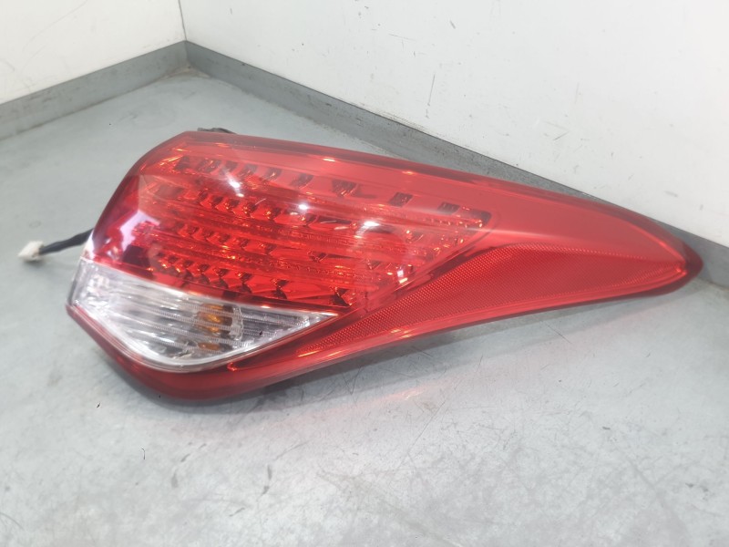 Recambio de piloto trasero derecho exterior para hyundai i40 i (vf) 1.7 crdi referencia OEM IAM 924203Z600 924023Z500 