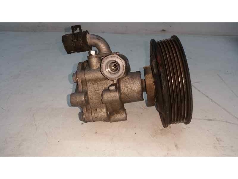 Recambio de bomba direccion para volkswagen golf iv berlina (1j1) conceptline referencia OEM IAM 1J0422152G  KYB