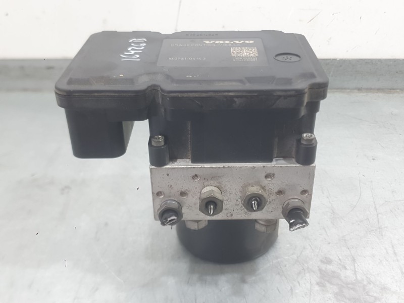 Recambio de abs para volvo v40 hatchback (525) d3 referencia OEM IAM 31400645  