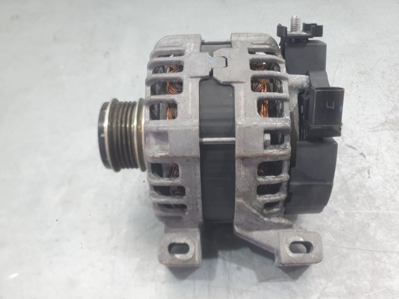 Recambio de alternador para volvo v40 hatchback (525) d3 referencia OEM IAM 36001497  