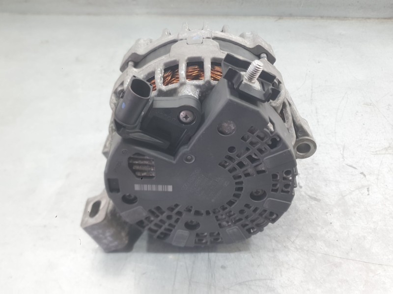 Recambio de alternador para volvo v40 hatchback (525) d3 referencia OEM IAM 36001497  