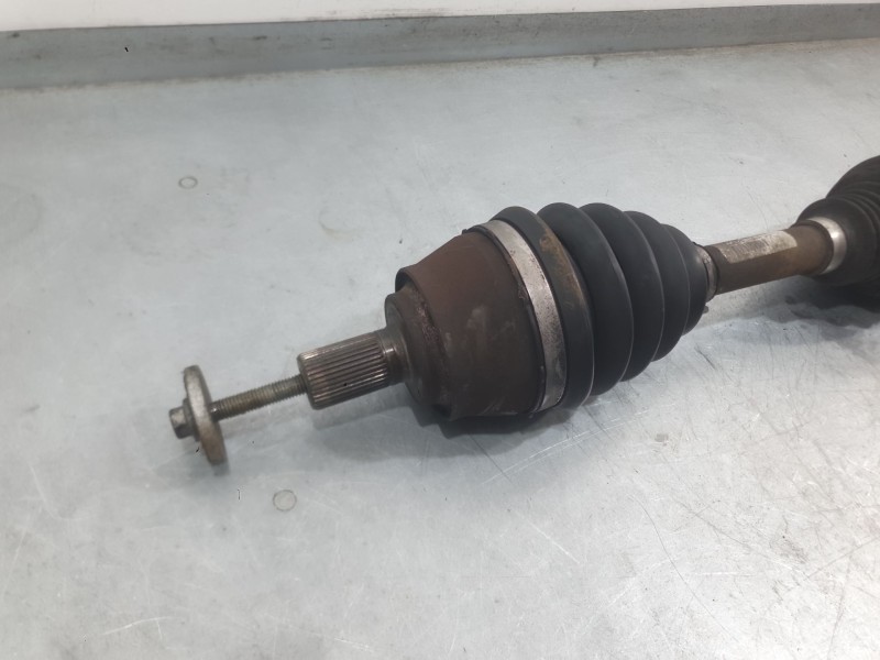 Recambio de transmision delantera derecha para volvo v40 hatchback (525) d3 referencia OEM IAM 36050806  