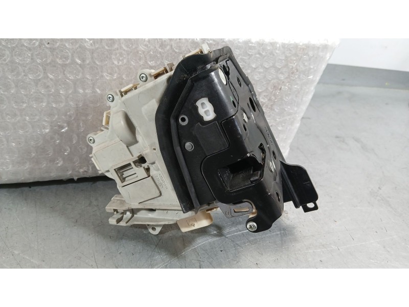 Recambio de cerradura puerta delantera derecha para porsche macan (95b) 3.0 s diesel referencia OEM IAM 9A783721606  