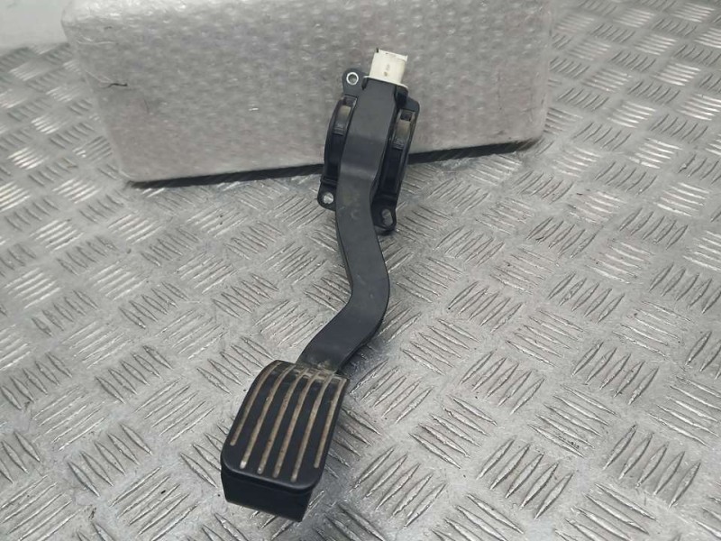 Recambio de potenciometro pedal para peugeot 307 break/sw (s2) sw referencia OEM IAM F00C3E2429  BOSCH