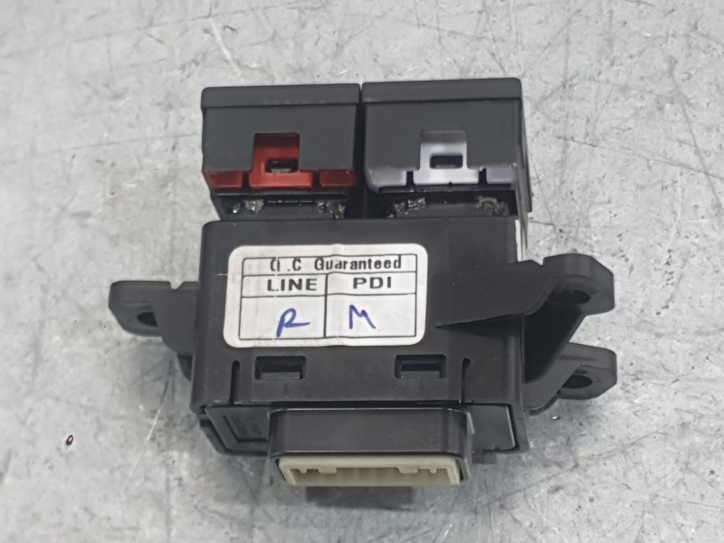Recambio de warning para hyundai i20 iii (bc3, bi3) 1.0 t-gdi referencia OEM IAM   