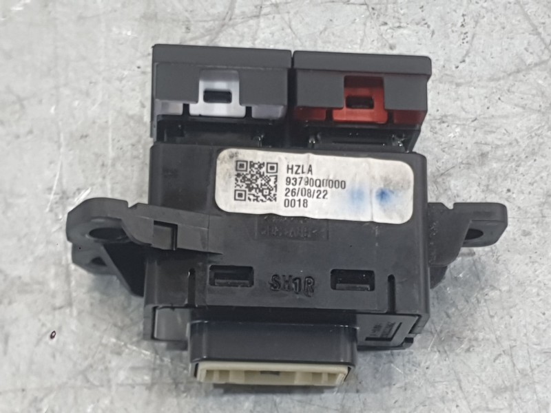 Recambio de warning para hyundai i20 iii (bc3, bi3) 1.0 t-gdi referencia OEM IAM   