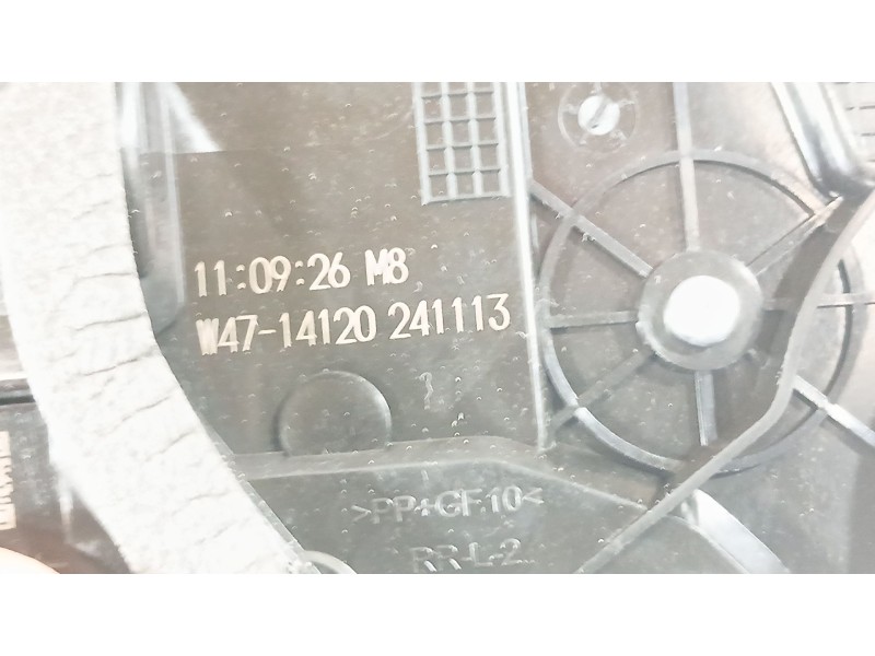 Recambio de cerradura puerta trasera izquierda para toyota c-hr (_x1_) 2.0 hybrid (maxh10)10 referencia OEM IAM 69060F4131  