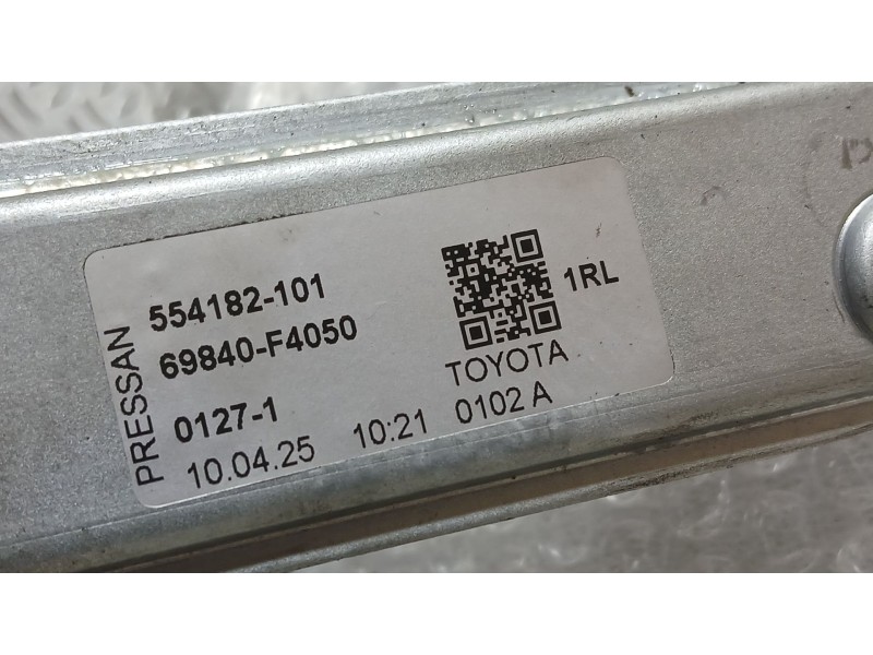 Recambio de elevalunas trasero izquierdo para toyota c-hr (_x1_) 2.0 hybrid (maxh10)10 referencia OEM IAM 69840F4050  