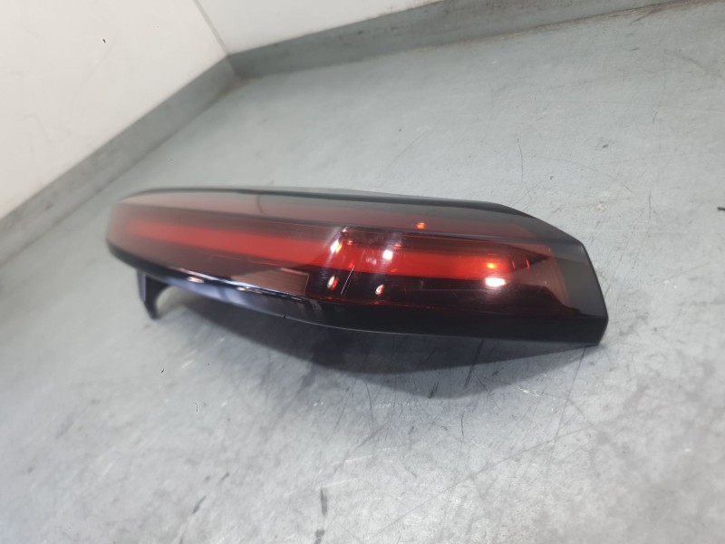 Recambio de piloto trasero derecho interior para citroën c4 iii (ba_, bb_, bc_) 1.2 puretech 130 (bahnsa, bahnsb) referencia OEM